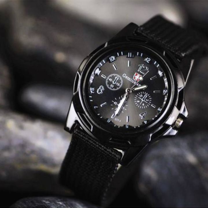 Urban Casual Canvas Strap Watch